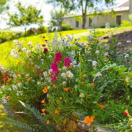 La Demeure De Fiacre Bed and breakfast