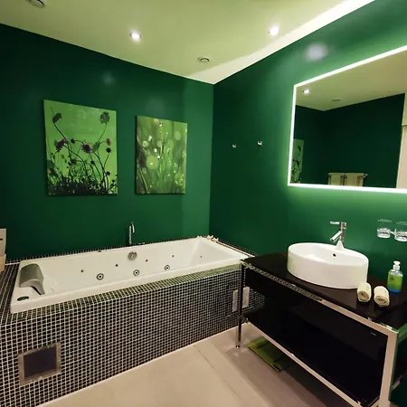 La Demeure De Fiacre Bed & Breakfast