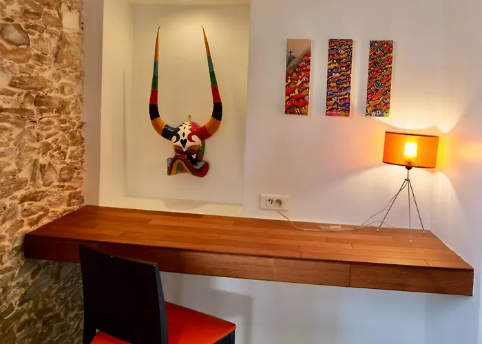 La Demeure De Fiacre Bed & Breakfast 4*